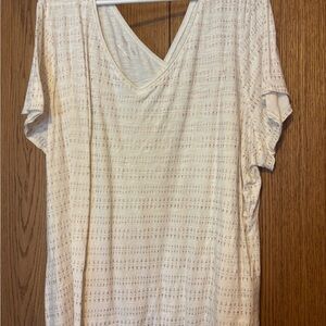 Maurices Cream Patterned Short Sleeve Tee